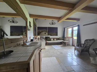 10-Zimmer-Immobilie mieten in Kitzbühel – 267 m², € 4.500 – Bild 11 von 20