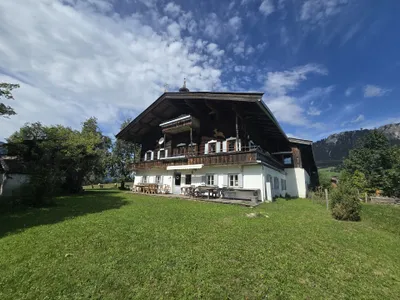 10-Zimmer-Immobilie mieten in Kitzbühel – 267 m², € 4.500 – Bild 4 von 20