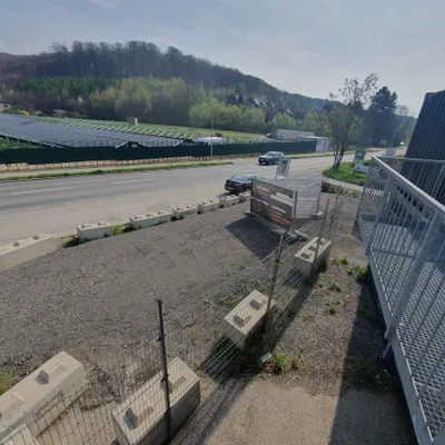 Gewerbeimmobilie mieten in Sankt Pölten Land – 430 m², € 1.100