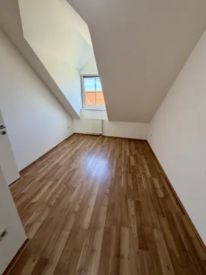 3-Zimmer-Wohnung mieten in Bruck an der Leitha – 82,99 m², € 972 – Bild 6 von 16