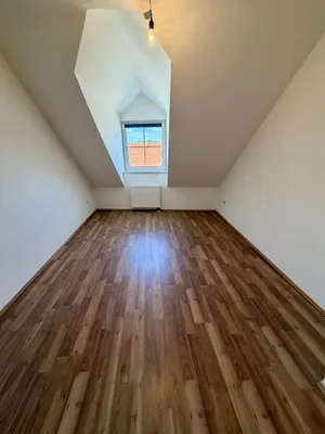 3-Zimmer-Wohnung mieten in Bruck an der Leitha – 82,99 m², € 972 – Bild 7 von 16