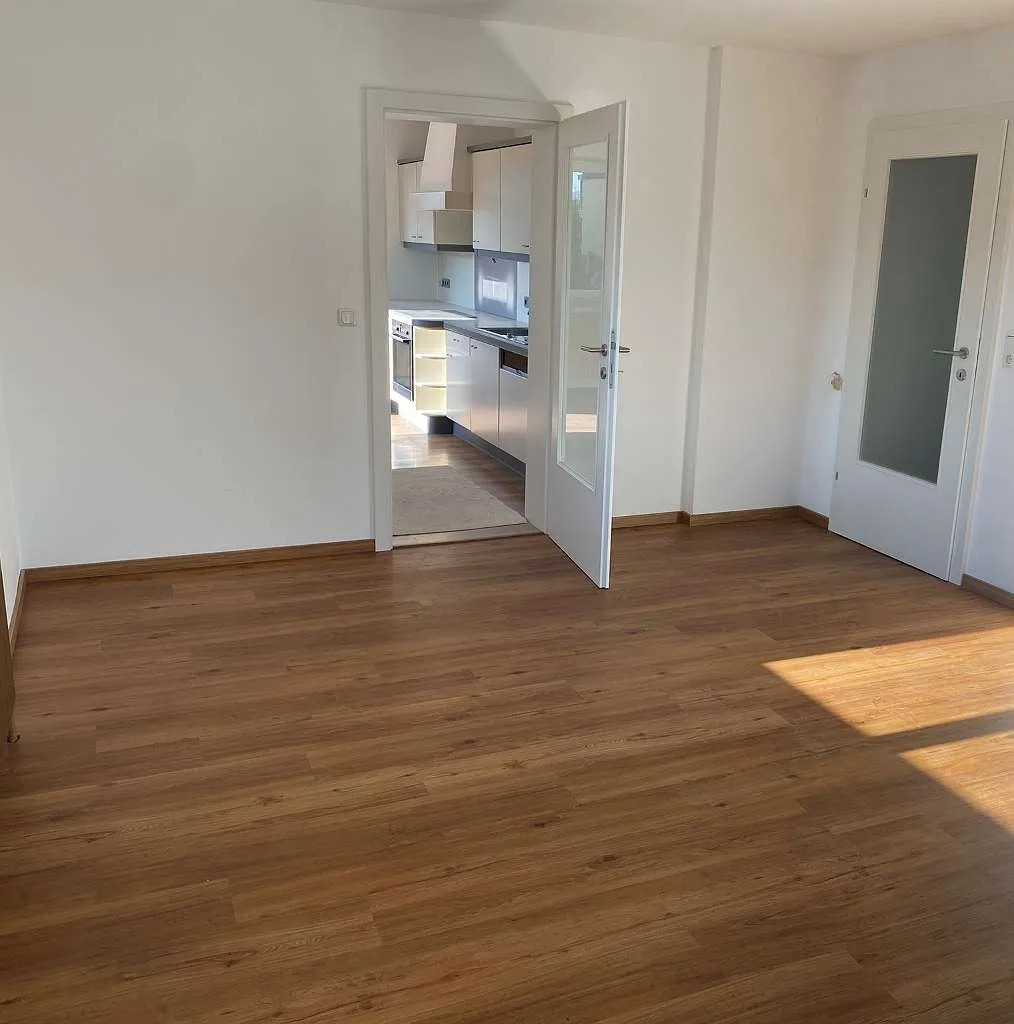 Schöne 3-Zimmer Wohnung im Zentrum von Strasswalchen zu vermieten - Ansicht 2