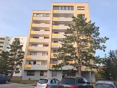 3-Zimmer-Wohnung kaufen in Wiener Neustadt Land – 85 m², € 185.000 – Bild 2 von 9