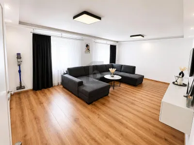 Preisreduktion! FAMILIENTRAUM MIT HOCHMODERNER WOHNKÜCHE UND GROßZÜGIGEM PLATZANGEBOT, photo 2
