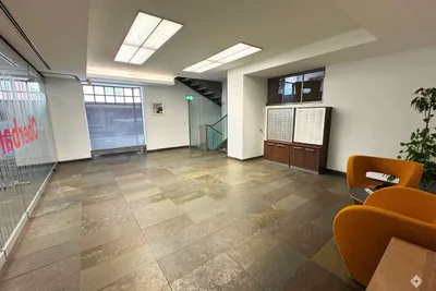Gewerbeimmobilie mieten in Salzburg Stadt – 376 m², € 2.700 – Bild 5 von 11
