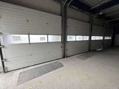 Gewerbeimmobilie mieten in Linz Land – 2 000 m², € 13.400 – Bild 11 von 12
