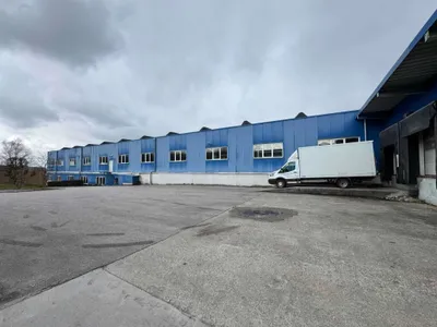 Gewerbeimmobilie mieten in Linz Land – 2 000 m², € 13.400 – Bild 3 von 12