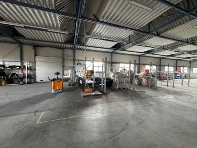 Gewerbeimmobilie mieten in Linz Land – 2 000 m², € 13.400 – Bild 8 von 12