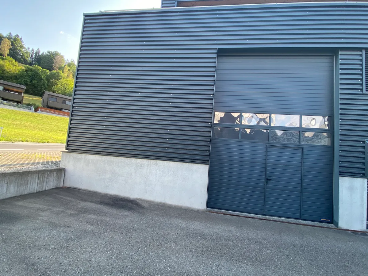 Werkstatt. - Lagerhalle mit Büro zu mieten / kaufen - Ansicht 2