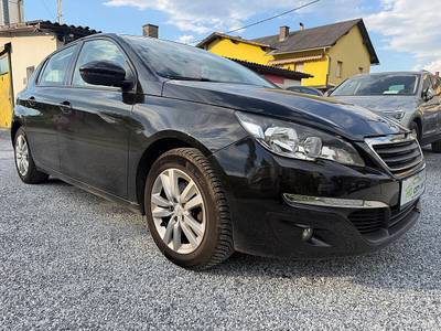 Peugeot 308 1,2 PureTech Allure S&S 17"