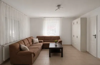 7-Zimmer-Haus kaufen in Wiener Neustadt – 250 m², € 699.000 – Bild 12 von 13