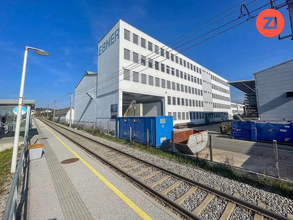 Leonding: Beeindruckende Büro - & Lagerflächen Betriebskantine . Fitnesscenter . Parkplätze - Ansicht 2