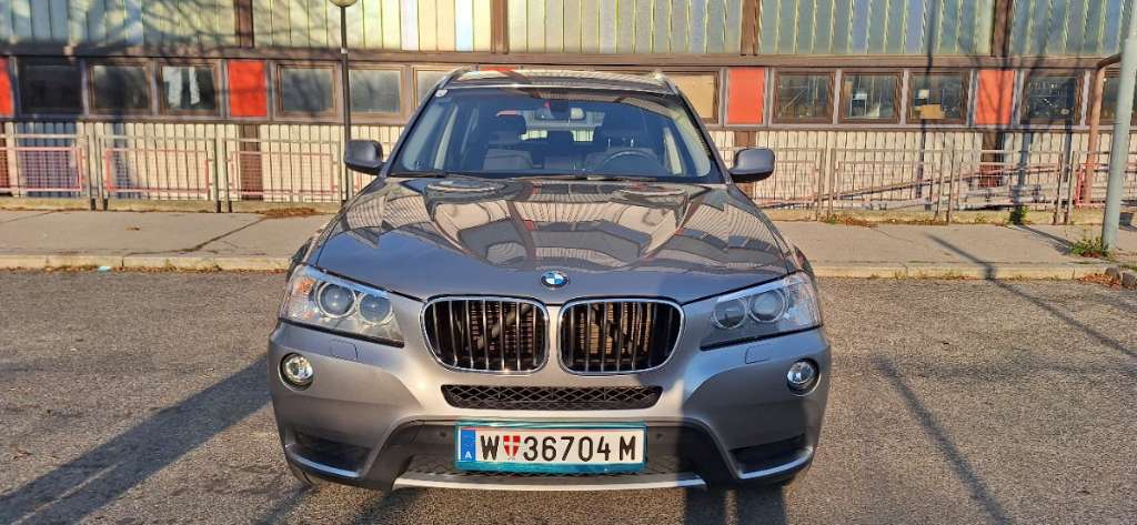 BMW X3 F25 20d xDrive SUV / Geländewagen