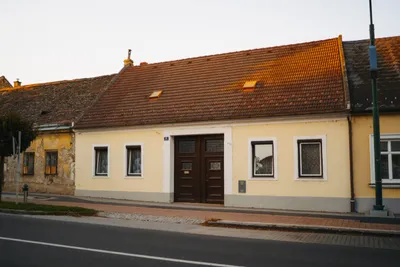 Grundstück kaufen in Bruck an der Leitha – 881 m², € 495.000 – Bild 3 von 6