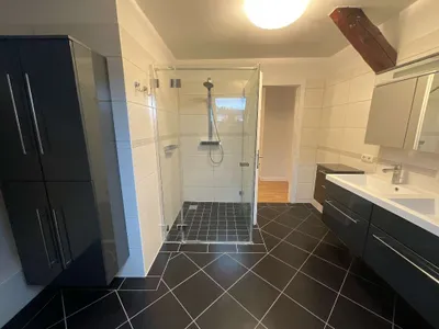 4-Zimmer-Wohnung mieten in Weiz – 120 m², € 1.080 – Bild 10 von 21