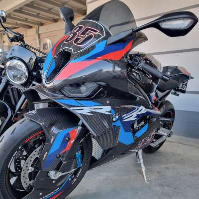 BMW M 1000 RR Competition