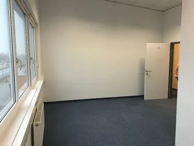 Gewerbeimmobilie mieten in Wiener Neustadt – 20 m², € 326 – Bild 2 von 10