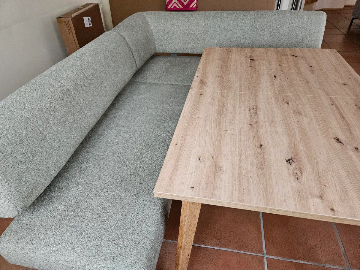 Eckbank mit Tisch gebraucht, € 90,- (2292 Engelhartstetten)