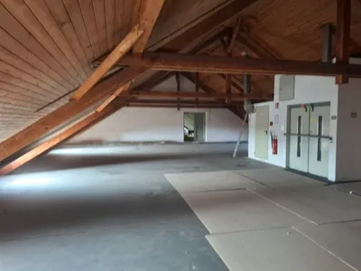 Gewerbeimmobilie mieten in Linz Land – 900 m², € 2 – Bild 7 von 8