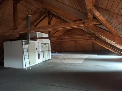 Gewerbeimmobilie mieten in Linz Land – 900 m², € 2 – Bild 6 von 8