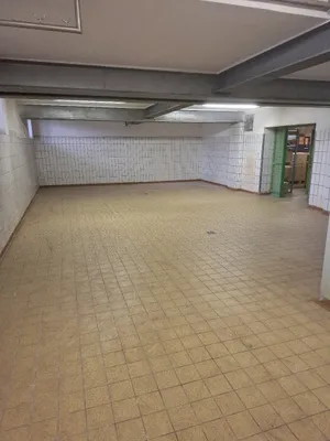 Gewerbeimmobilie mieten in Linz Land – 900 m², € 2