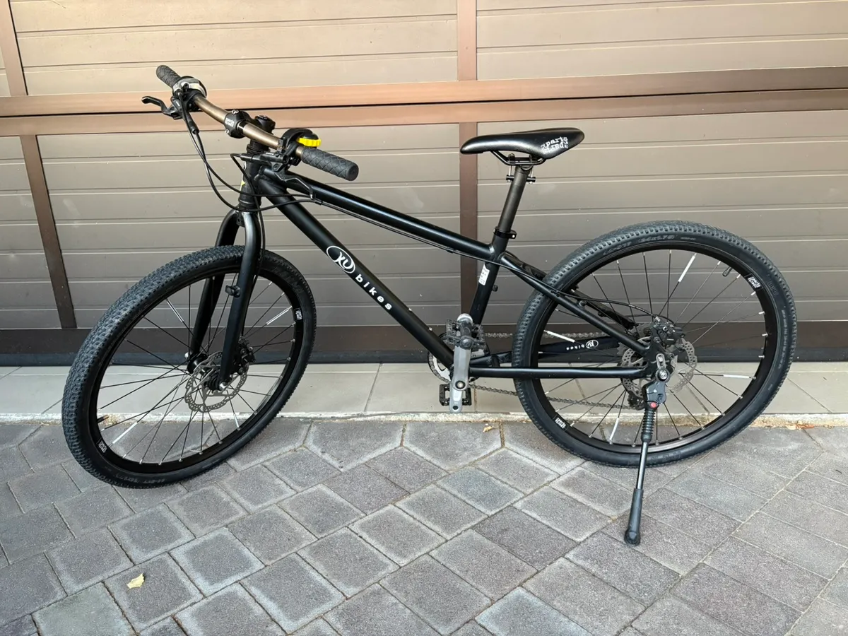 fahrrad trinkflasche bulls Elite Bulls 700 ml gelb Bulls Frame Size:55(CM) kinderrad Pfandflaschen-Sammelbehälter - Anthrazit