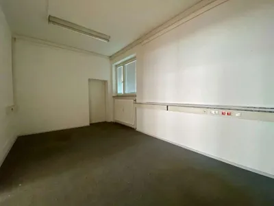 3-Zimmer-Gewerbeimmobilie mieten in Bruck-Mürzzuschlag – 94 m², € 668 – Bild 4 von 8