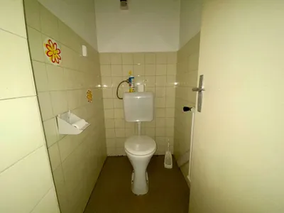 3-Zimmer-Gewerbeimmobilie mieten in Bruck-Mürzzuschlag – 94 m², € 668 – Bild 7 von 8