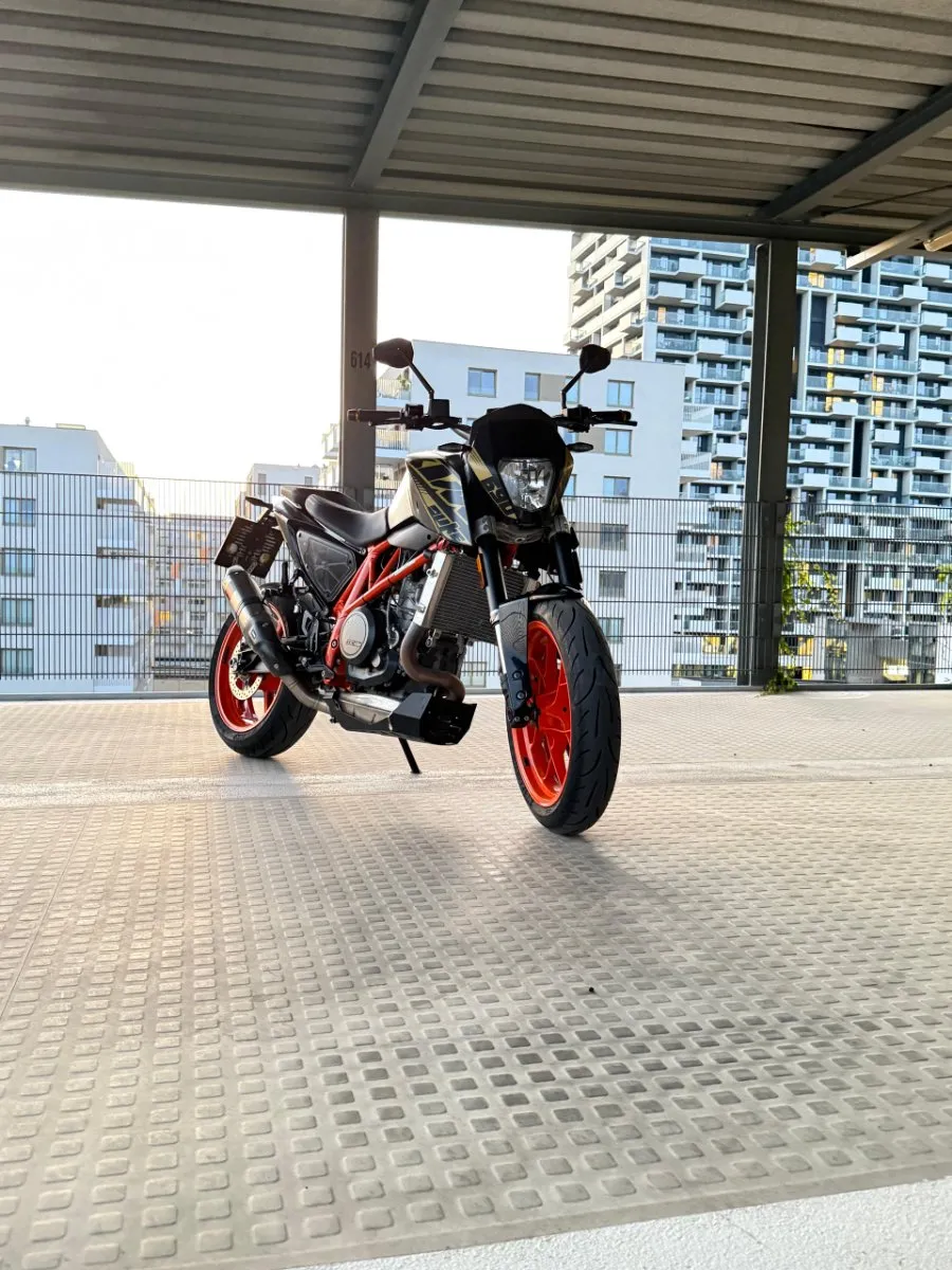 KTM 690