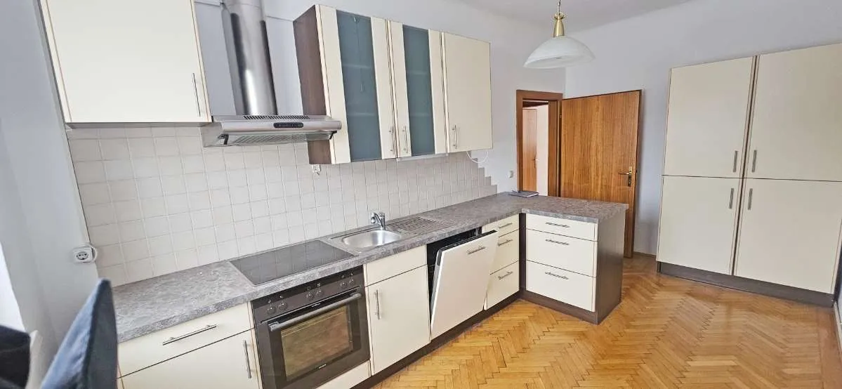 3- Zimmerwohnung in der Goethestraße – pohled 3