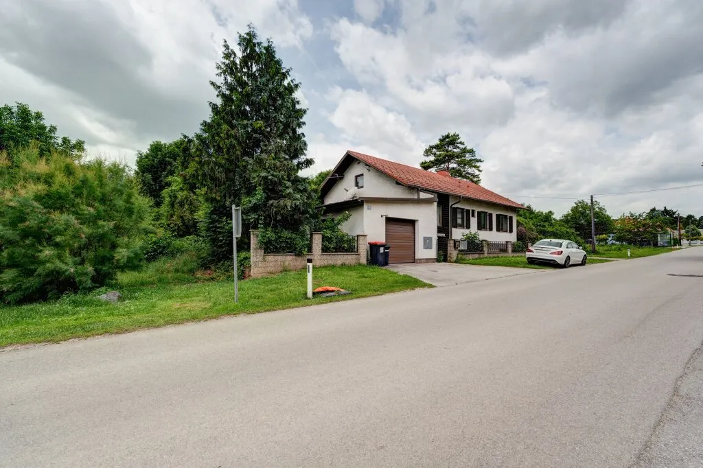 Charmantes Haus in Ameistal - Ihr neues Zuhause in Niederösterreich wartet! - Ansicht 3