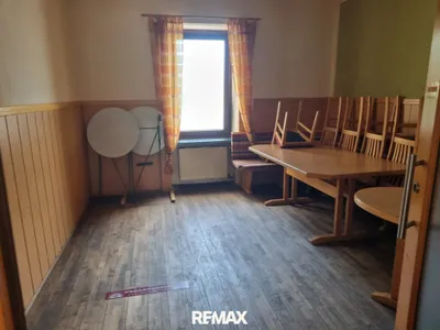 5-Zimmer-Haus kaufen in Braunau am Inn – 280 m², € 319.000 – Bild 16 von 19
