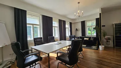 Gewerbeimmobilie mieten in Steyr – 67 m², € 491