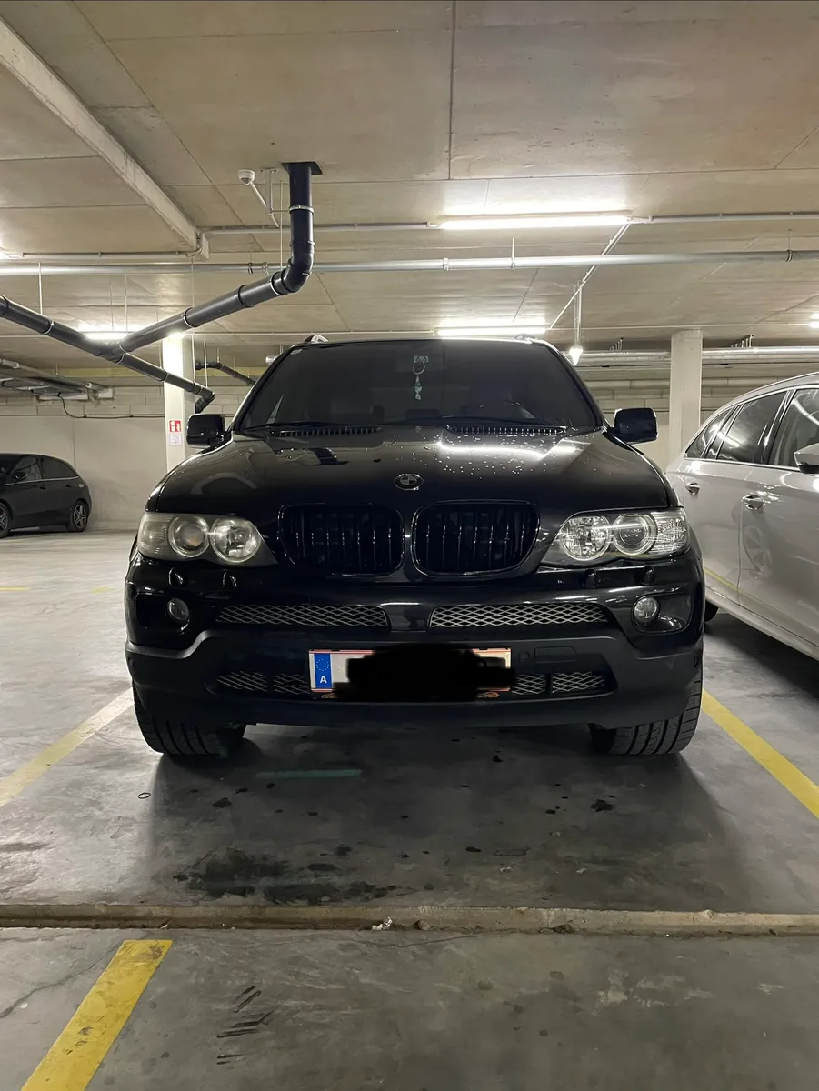 BMW X5 2003 photo 2