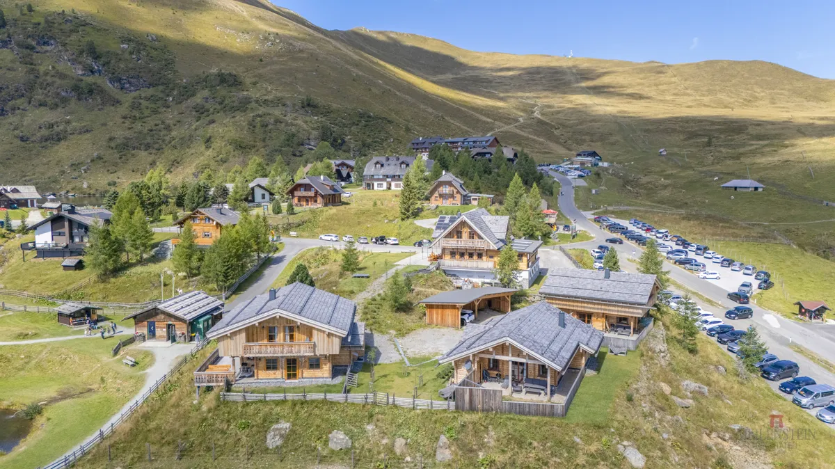 Neuwertiges Chalet Dorf mit Alm-Gasthof in bester Lage am Falkert - direkt neben der "Heidi-Alm" - Visning 2
