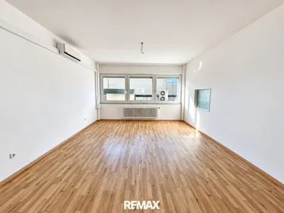4-Zimmer-Wohnung mieten in Mödling – 125 m², € 1.529 – Bild 2 von 10
