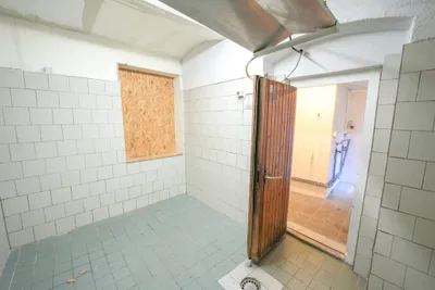Gewerbeimmobilie mieten in Wels – 120 m², € 2.615 – Bild 8 von 12
