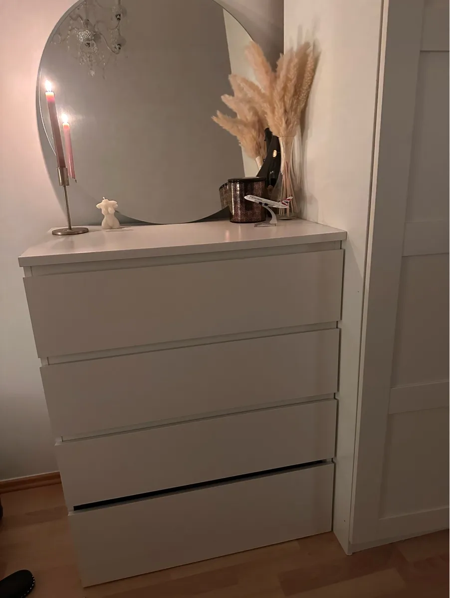 Kommoden / Anrichten - Regale / Kästen (Zustand: Gebraucht)