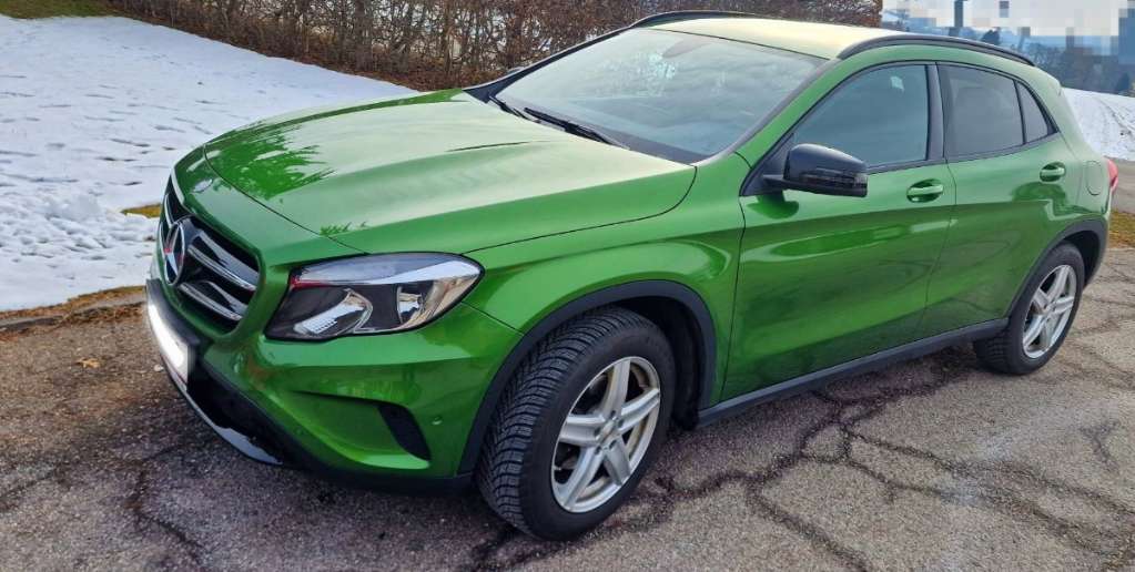 Mercedes-Benz GLA-Klasse GLA 180 SUV / Geländewagen