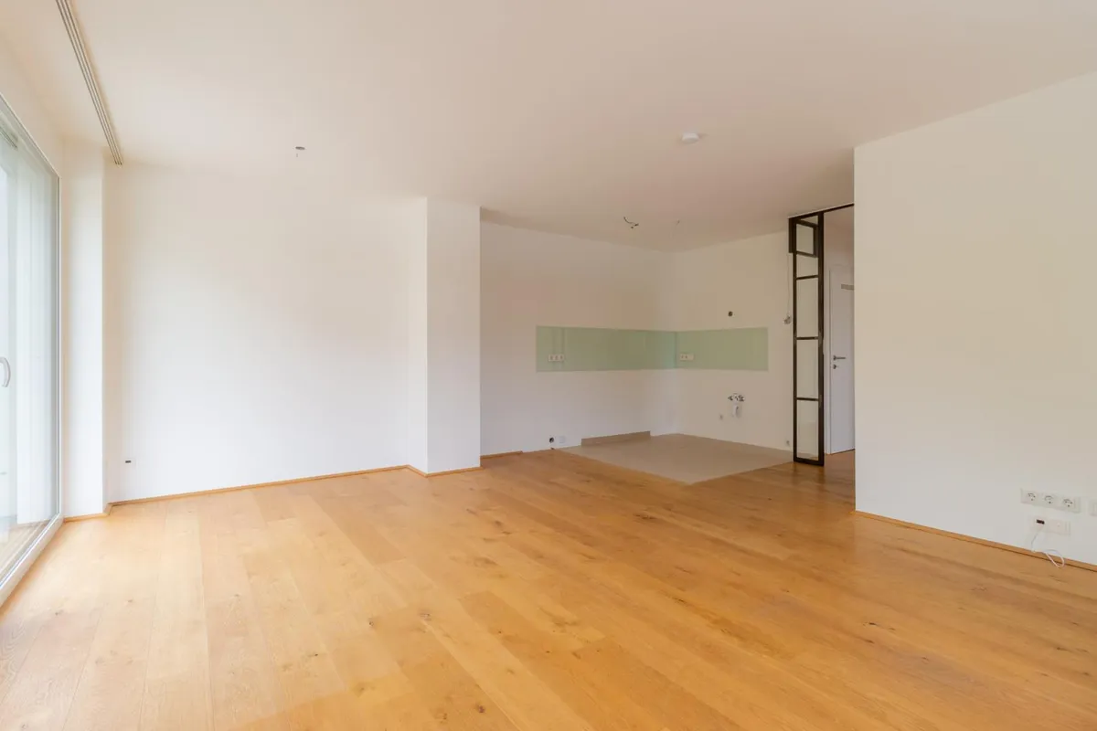 "NEUER PREIS!" SELTENE 4 ZIMMER WOHNUNG MIT BALKON UND GARAGENPLATZ IN PURKERSDORF - Widok 2