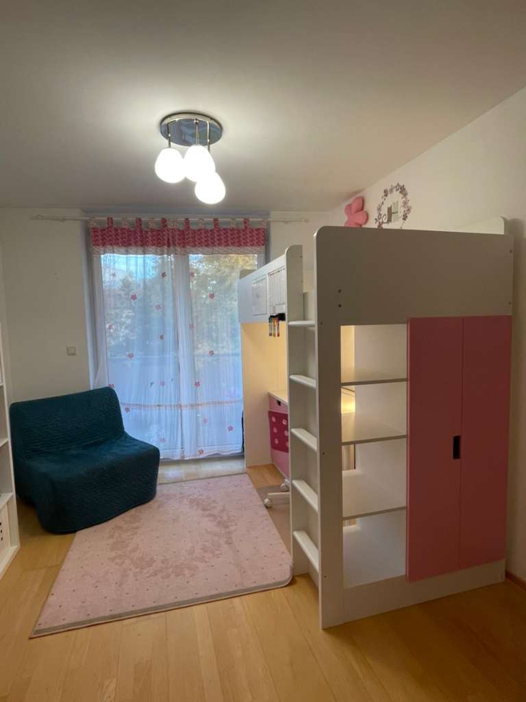 Stuva Hochbett mit 2024 Schreibtisch und Schrank