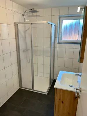 5-Zimmer-Wohnung mieten in Innsbruck-Land – 100 m², € 1.900 – Bild 9 von 29