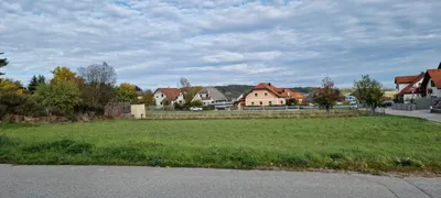 Grundstück kaufen in Sankt Pölten Land – 986 m², € 170.000