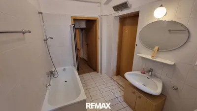 7-Zimmer-Haus kaufen in Sankt Pölten Land – 320,58 m², € 340.000 – Bild 3 von 30