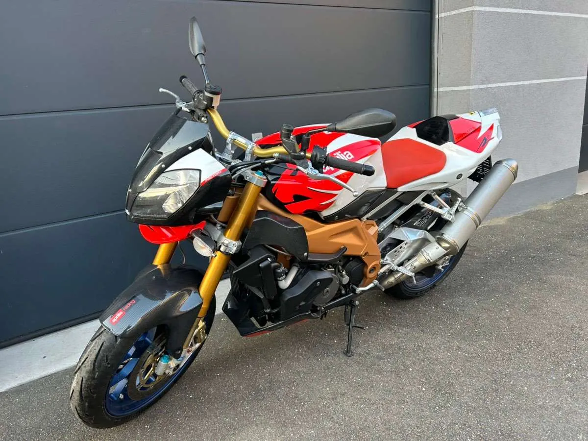Aprilia Tuono