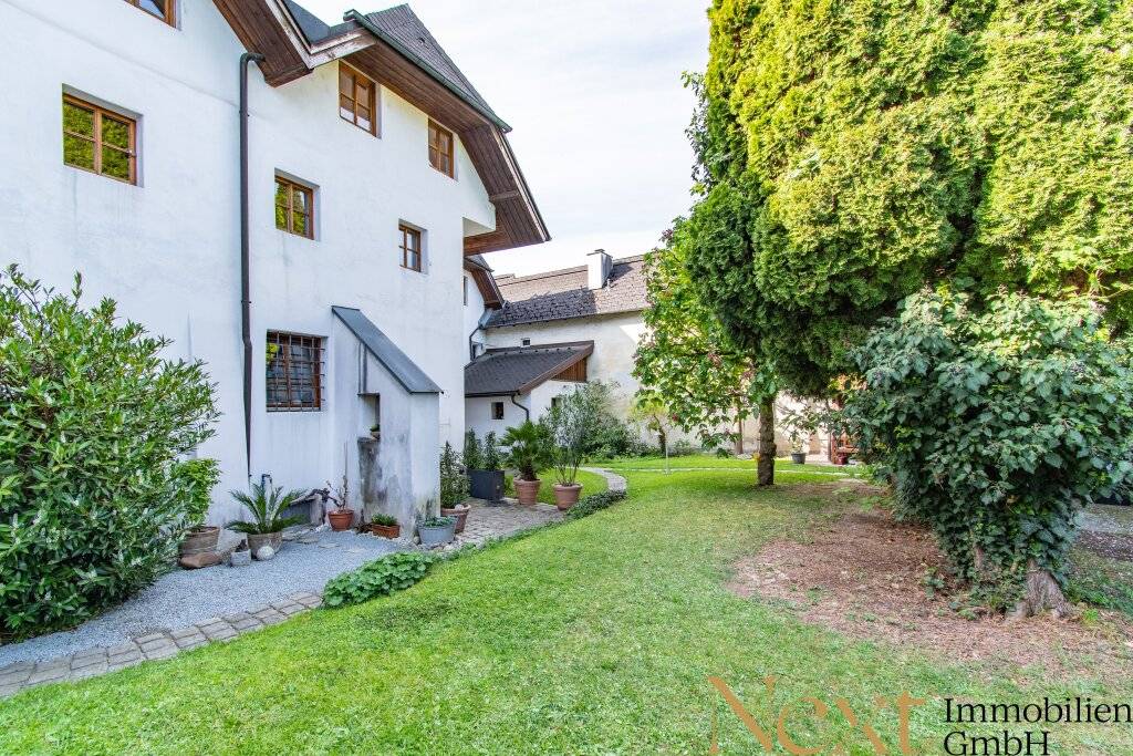 Wohnen mit Geschichte - charmante Altbau-Haus in Wels mit Schloss-Flair - stilvoll wohnen auf ca. 118 m² - Ansicht 3