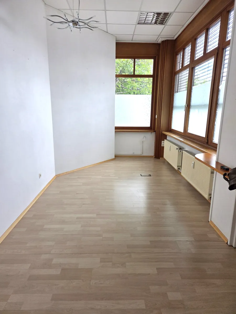 Ordination/ Büro/ Therapieraum 16 m² barrierefrei in Gesundheitszentrum + viele Nebenräume - Ansicht 2