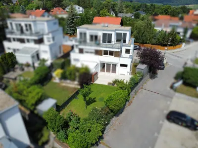 4-Zimmer-Haus mieten in Mödling – 137 m², € 2.690 – Bild 1 von 16