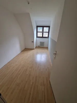 4-Zimmer-Wohnung mieten in Bruck-Mürzzuschlag – 85 m², € 650 – Bild 11 von 35