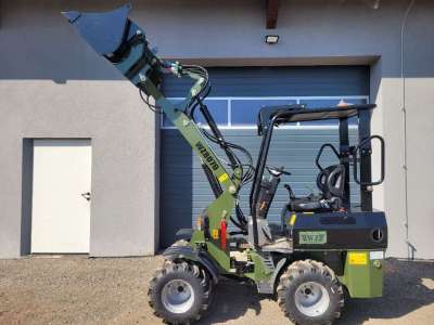 WZ 8070 Perkins Hoflader Agrarfahrzeug